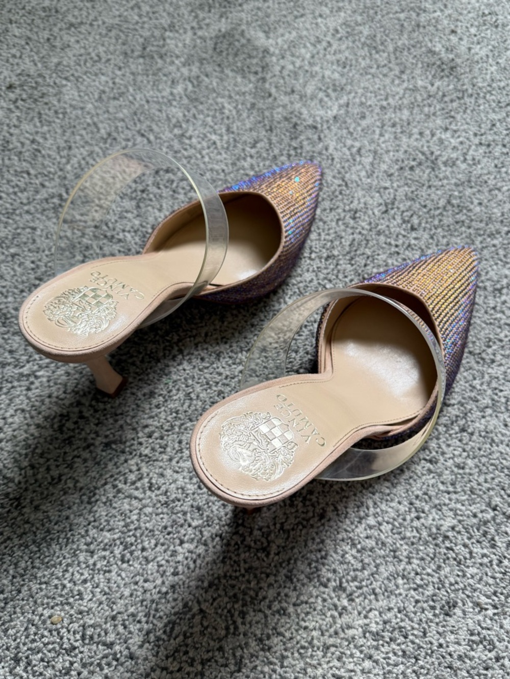 Vince Camuto Kempern 2 Pumps in Biscuit/Clear, Size 8/38.5